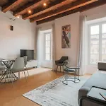 Lejlighed Luca's Luxury Flat In Palazzo Diaz-private Parking 10 Min Walk-fee *