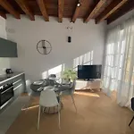 Lejlighed Luca's Luxury Flat In Palazzo Diaz-private Parking 10 Min Walk-fee *