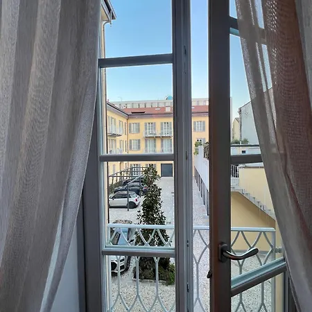 Apartmán Luca's Luxury Flat In Palazzo Diaz-private Parking 10 Min Walk-fee Como