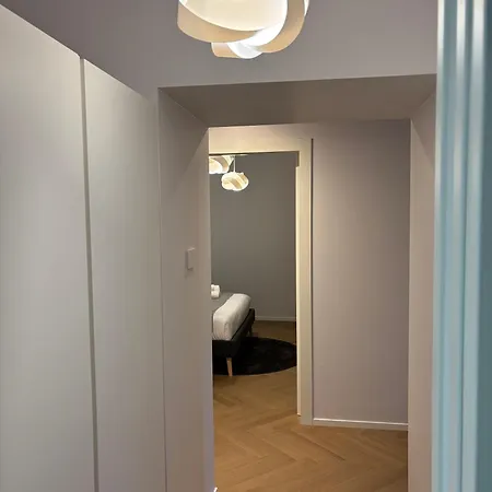 Luca's Luxury Flat In Palazzo Diaz-private Parking 10 Min Walk-fee Como