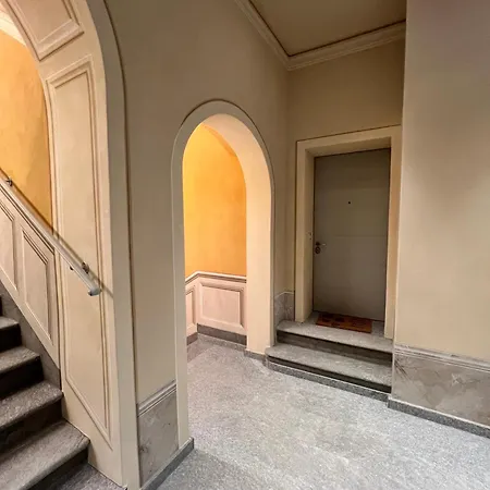 Luca's Luxury Flat In Palazzo Diaz-private Parking 10 Min Walk-fee Como