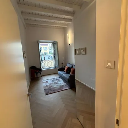 Luca's Luxury Flat In Palazzo Diaz-private Parking 10 Min Walk-fee Apartmán *